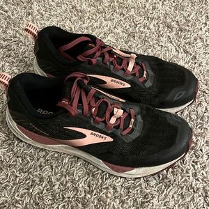 Brooks Cascadia Trail Running Shoes